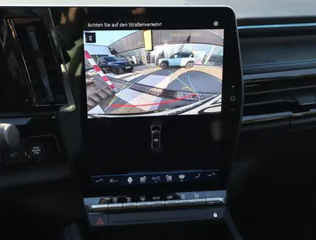 Car image 30