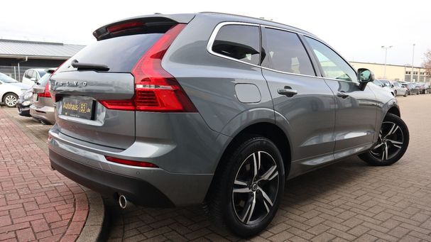 Volvo XC60 B4 Momentum Pro 145 kW image number 3