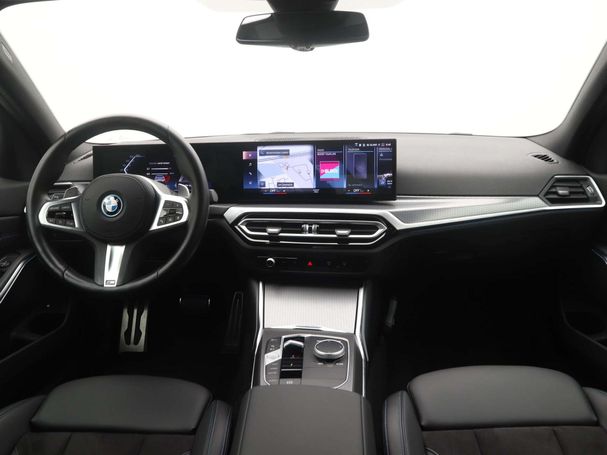 BMW 330 e 215 kW image number 13