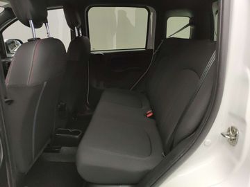 Car image 31