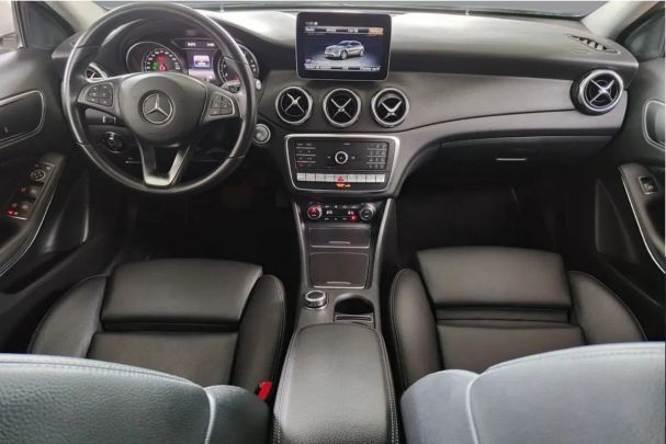 Mercedes-Benz GLA 220 135 kW image number 12