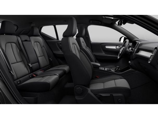 Volvo XC40 B3 Core 120 kW image number 7