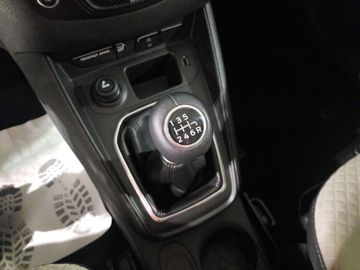 Car image 26