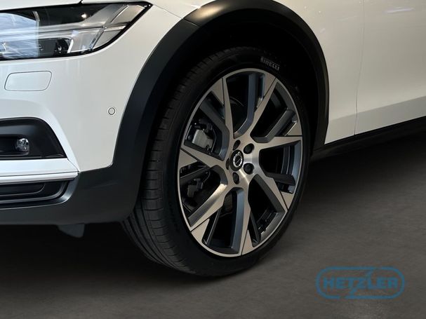 Volvo V90 Cross Country AWD B4 145 kW image number 6