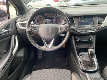 Car image 25