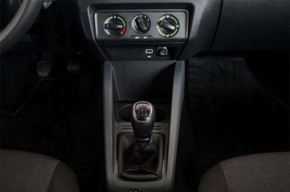 Car image 21