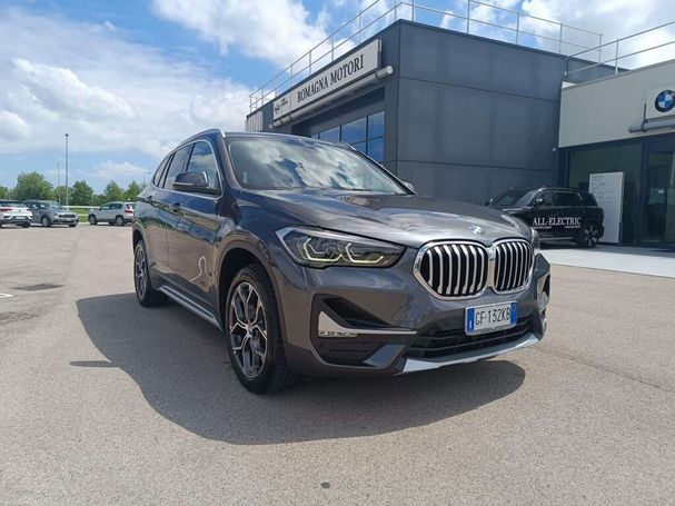 BMW X1 sDrive18d xLine 110 kW image number 1