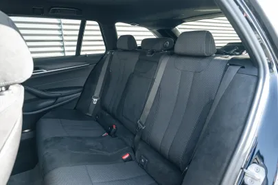 Car image 42