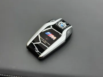 Car image 47