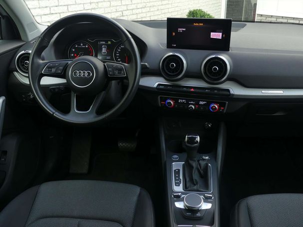 Audi Q2 35 TFSI S-line 110 kW image number 12