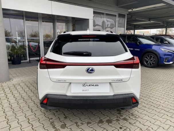 Lexus UX 250h 135 kW image number 12