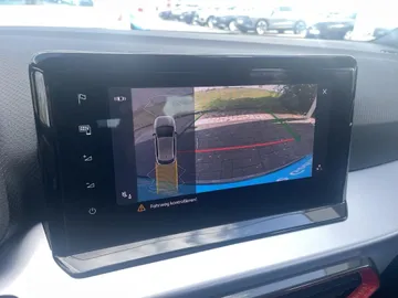 Car image 27