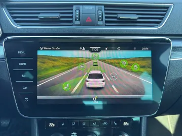 Car image 24