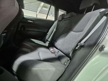 Car image 31