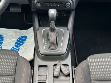 Car image 31