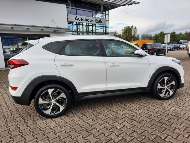 Hyundai Tucson 2.0 CRDi 4WD Advantage 100 kW image number 7