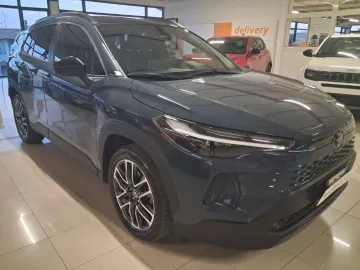 Car image 2