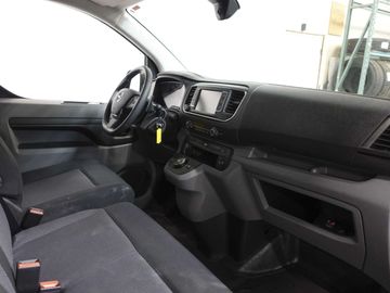 Car image 37