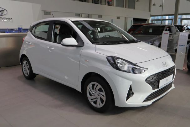 Hyundai i10 1.0 Pure 46 kW image number 3