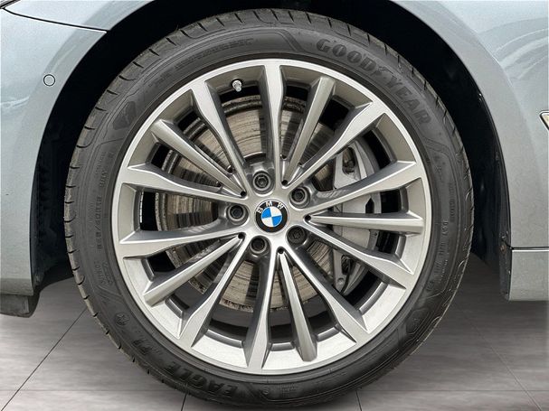 BMW 540i Touring Luxury Line xDrive 245 kW image number 6