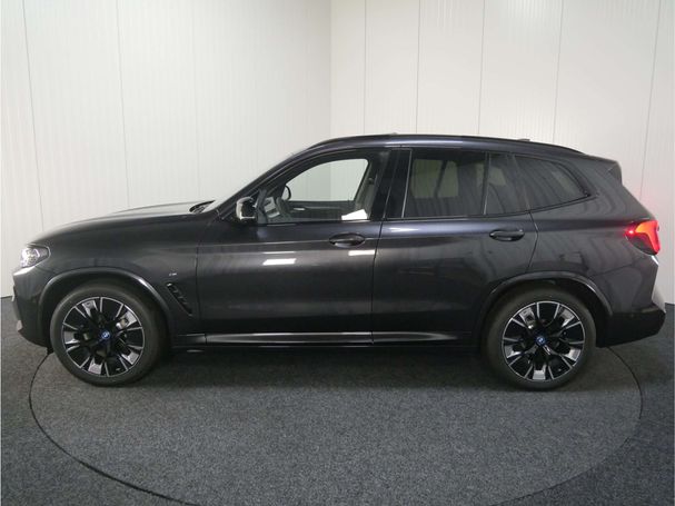 BMW iX3 210 kW image number 8