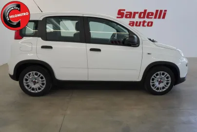 Car image 4