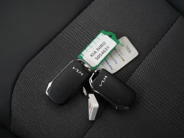 Car image 42