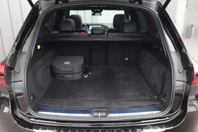 Car image 40