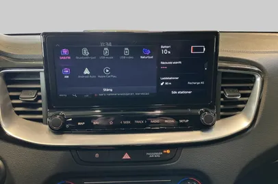 Car image 21