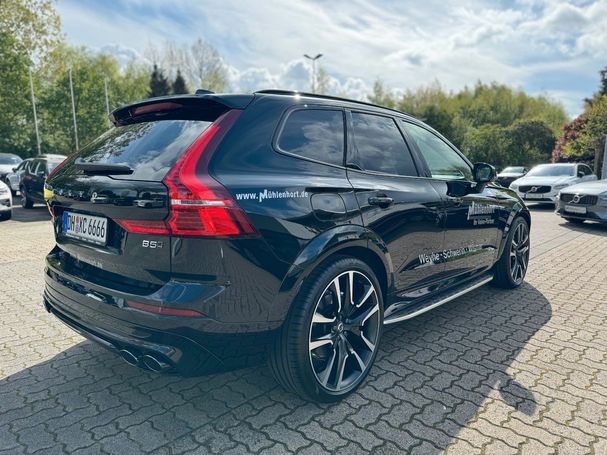 Volvo XC60 AWD B5 173 kW image number 1