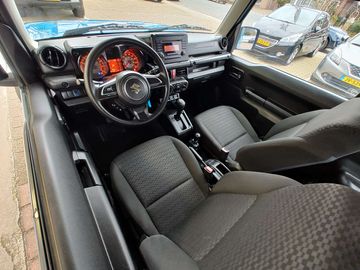 Car image 13