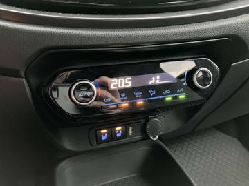 Car image 33