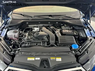 Car image 35