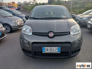 Car image 3
