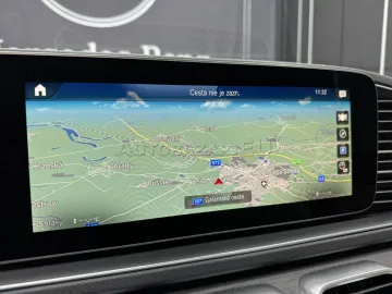 Car image 41