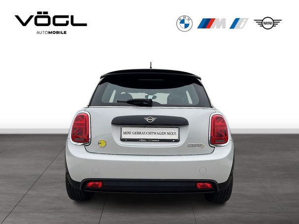 Mini Cooper SE Mini 135 kW image number 2