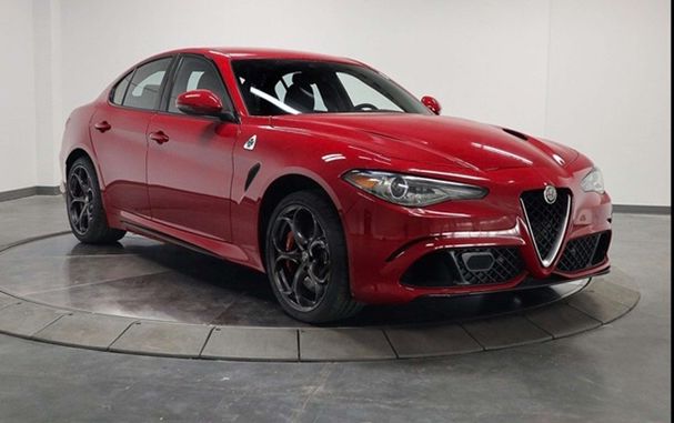 Alfa Romeo Giulia 2.9 V6 Quadrifoglio 375 kW image number 9