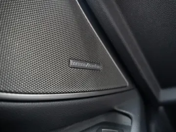 Car image 50