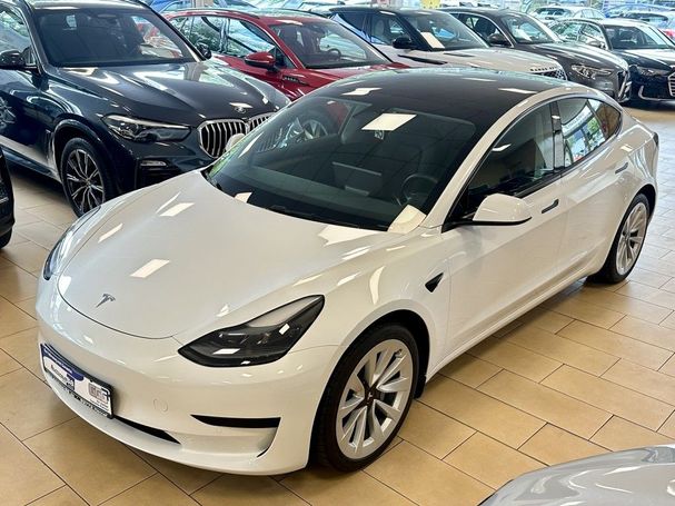 Tesla Model 3 239 kW image number 1