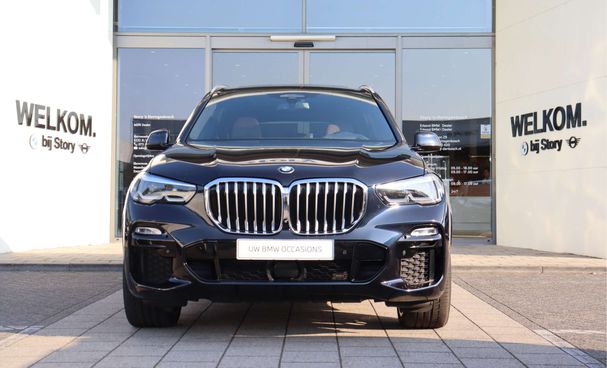 BMW X5 45e xDrive 290 kW image number 3