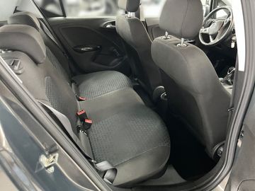 Car image 11