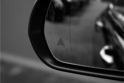 Car image 48