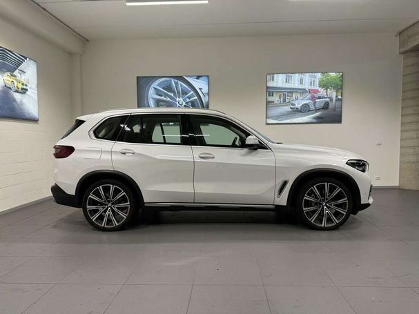 BMW X5 xDrive30d 210 kW image number 3