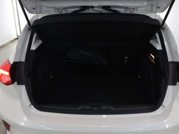 Car image 37