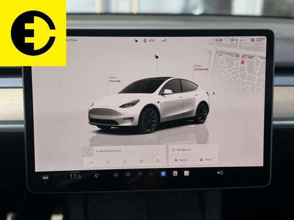 Tesla Model Y Long Range AWD 258 kW image number 30