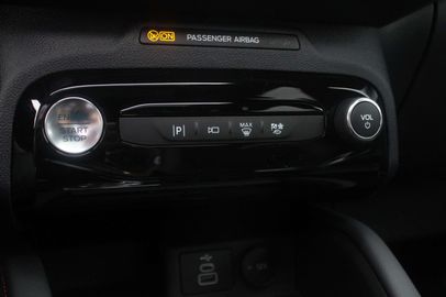 Car image 41