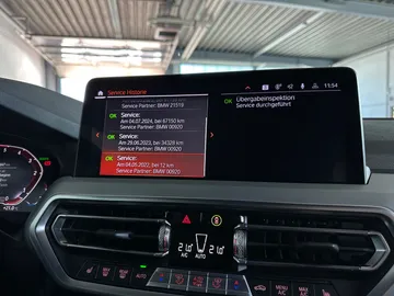 Car image 35