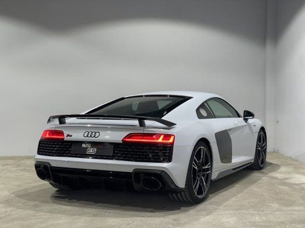 Audi R8 5.2 FSI quattro Performance 456 kW image number 9