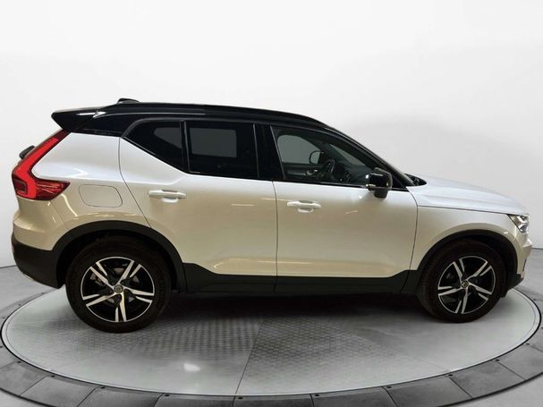 Volvo XC40 D3 110 kW image number 3