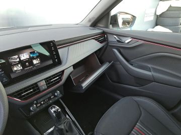 Car image 35